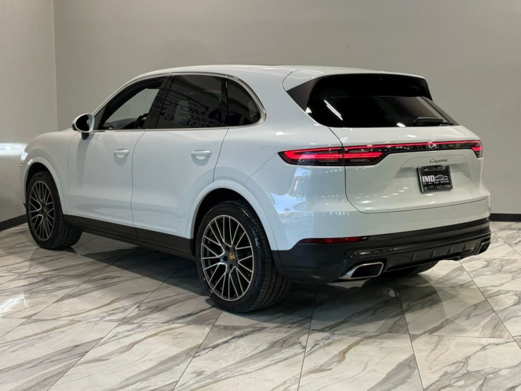 2019 Porsche Cayenne Image 8