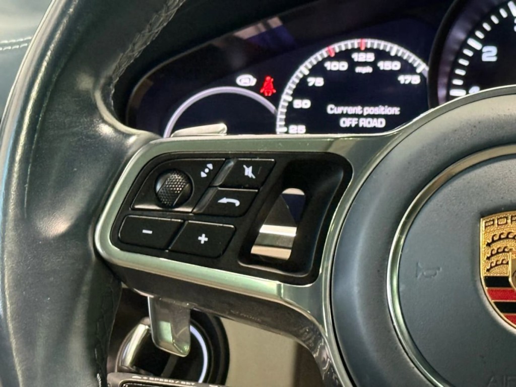 2019 Porsche Cayenne Image 15