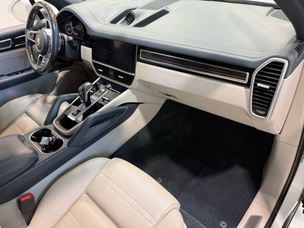 2019 Porsche Cayenne Image 26
