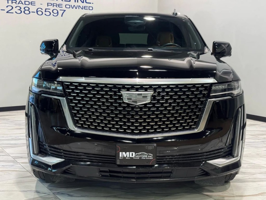 2021 Cadillac Escalade Image 3