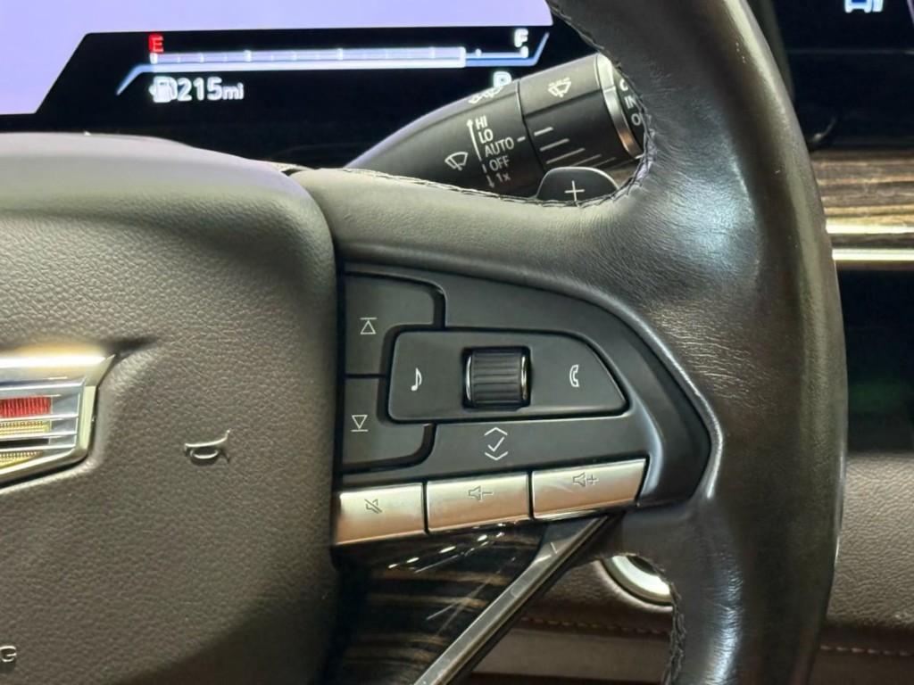 2021 Cadillac Escalade Image 16