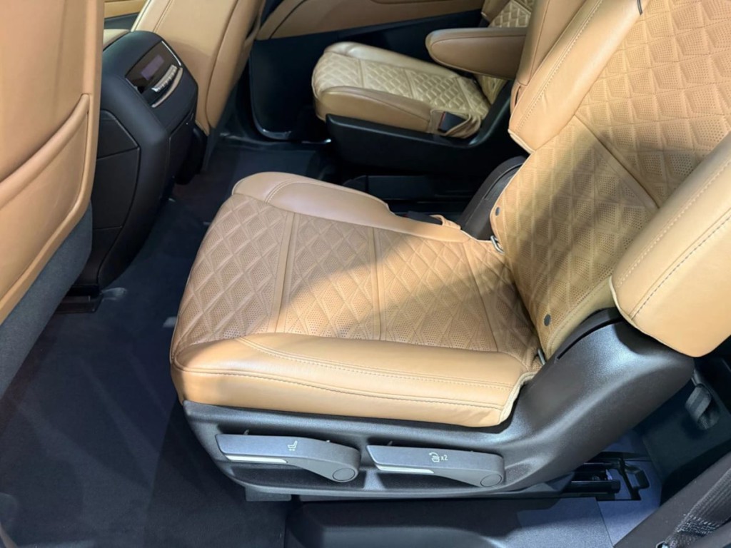 2021 Cadillac Escalade Image 28