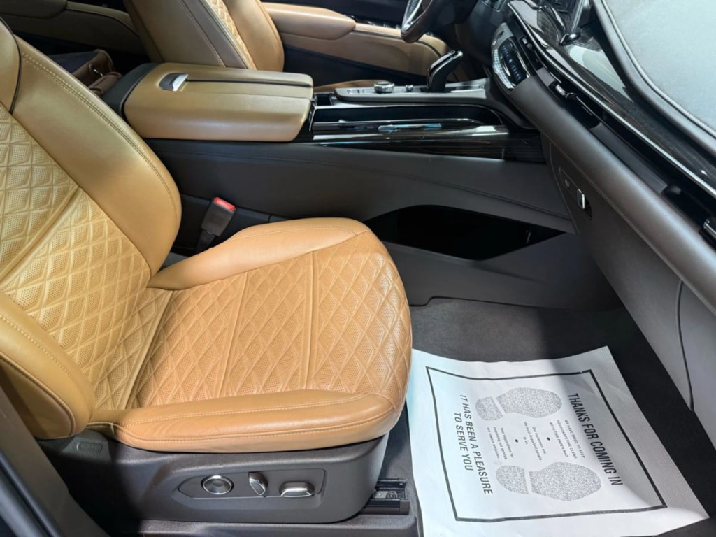 2021 Cadillac Escalade Image 32