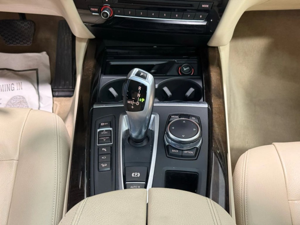 2015 BMW X5 Image 22