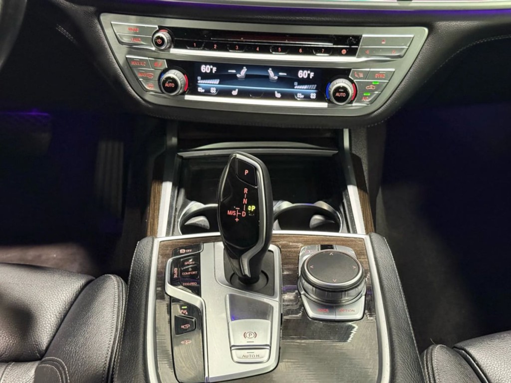 2020 BMW 7 Series Image 21
