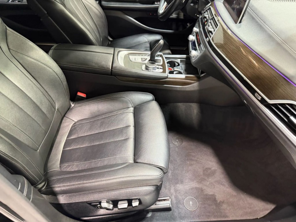 2020 BMW 7 Series Image 28