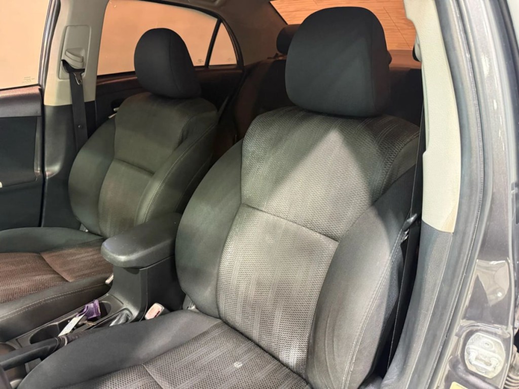 2013 Toyota Corolla Image 21