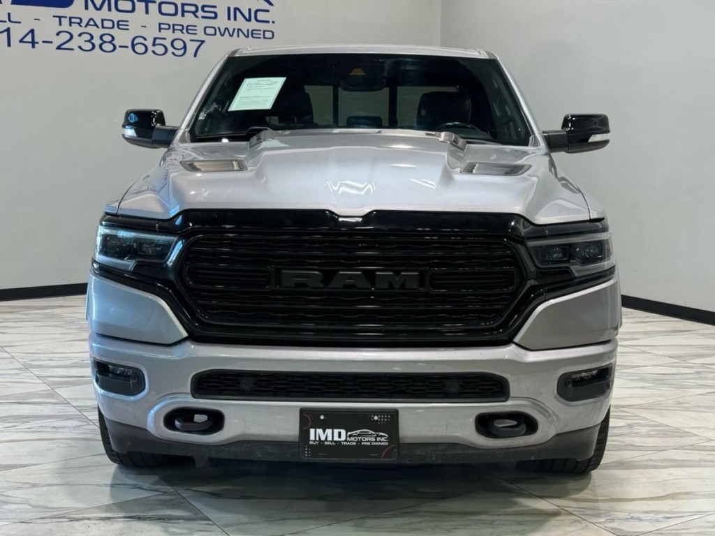 2022 RAM 1500 Image 3