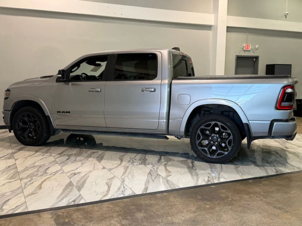 2022 RAM 1500 Image 9