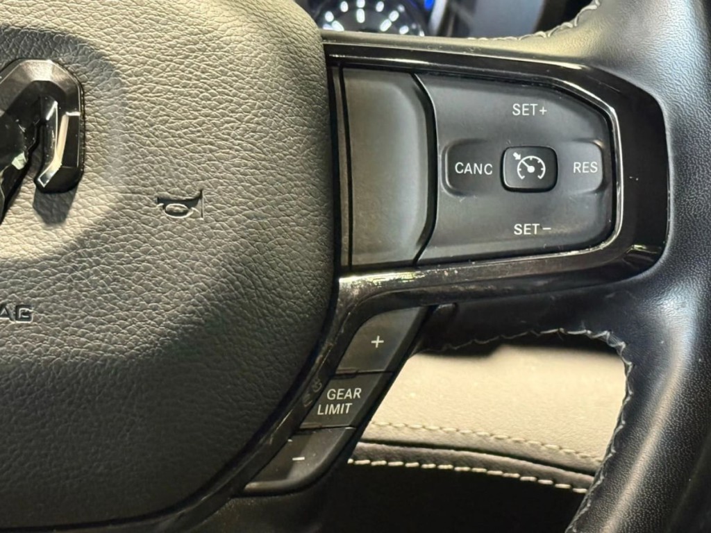 2022 RAM 1500 Image 17