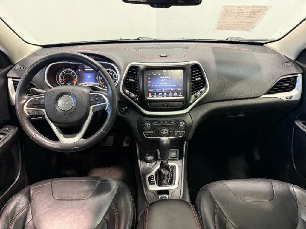 2015 Jeep Cherokee Image 13