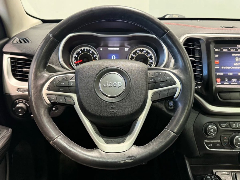 2015 Jeep Cherokee Image 14