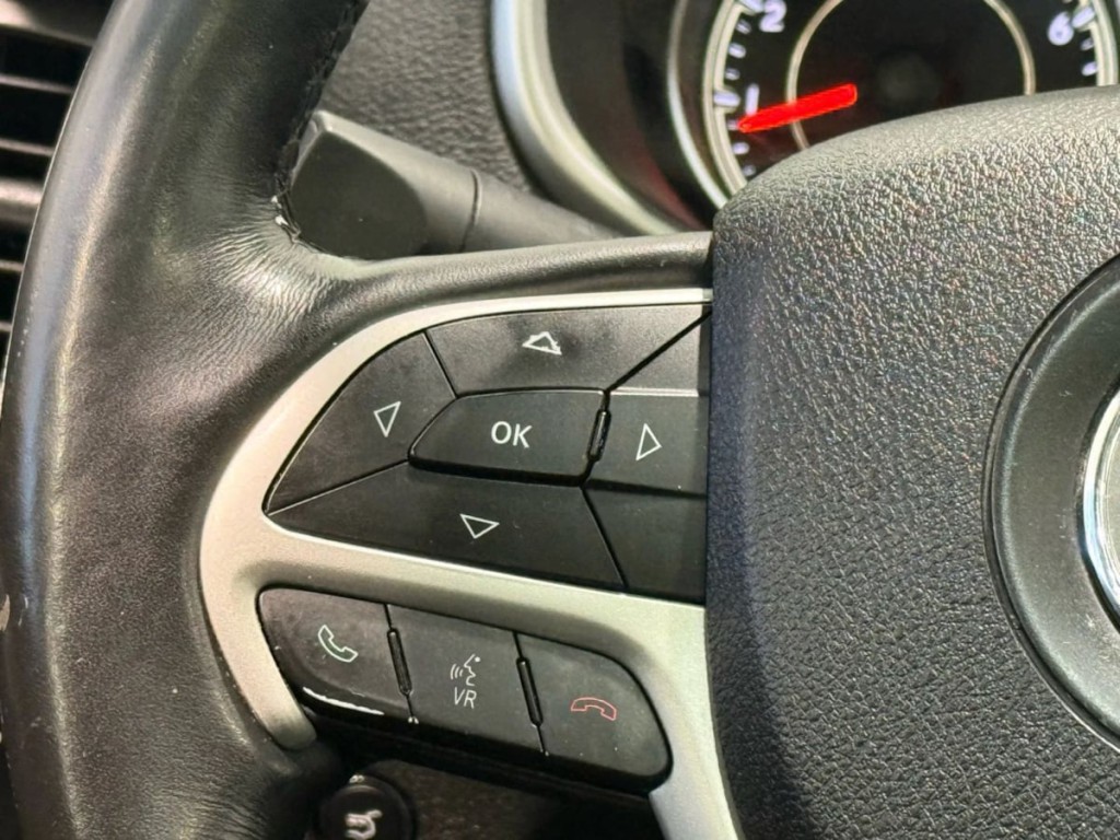 2015 Jeep Cherokee Image 15