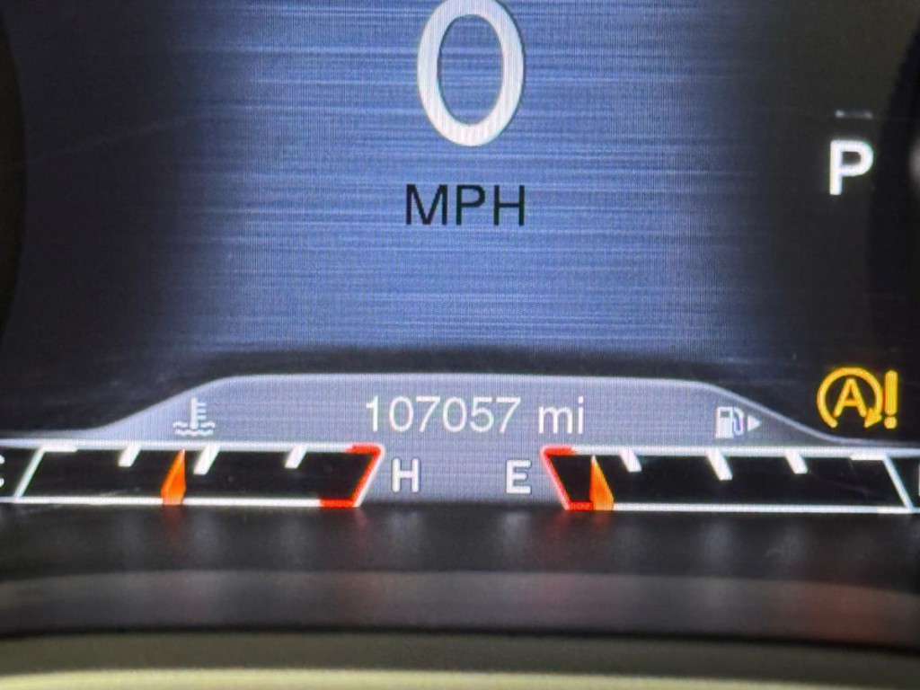 2015 Jeep Cherokee Image 18