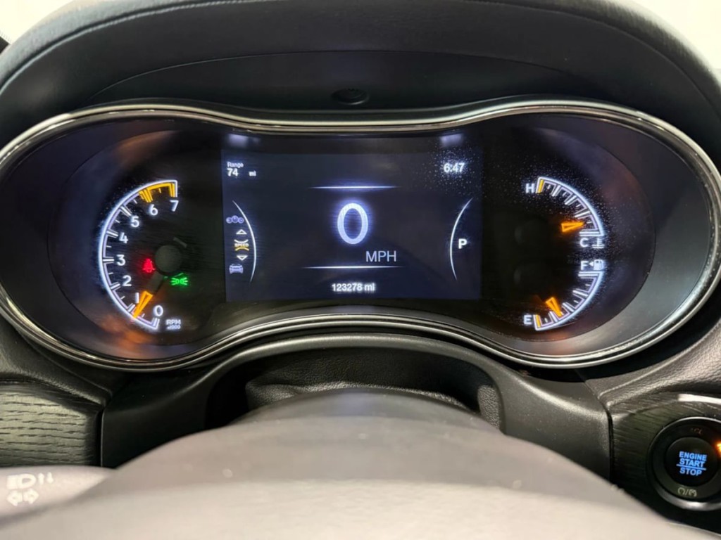 2020 Jeep Grand Cherokee Image 17