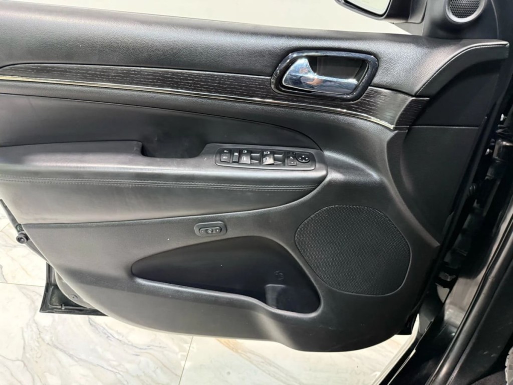 2020 Jeep Grand Cherokee Image 22