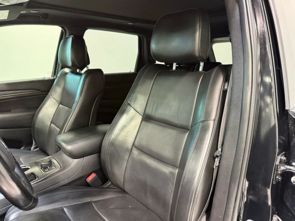 2020 Jeep Grand Cherokee Image 24