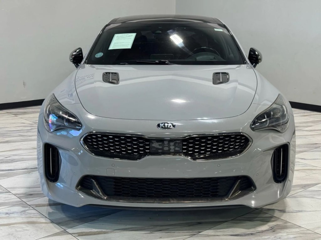 2020 Kia Stinger Image 3