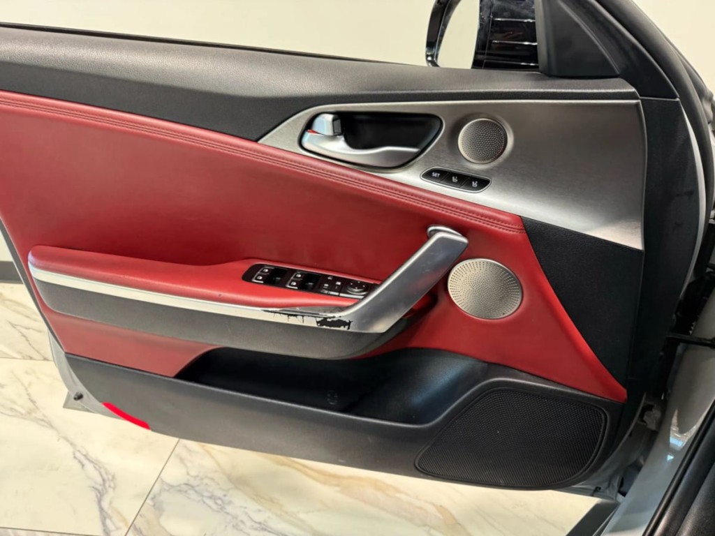2020 Kia Stinger Image 11