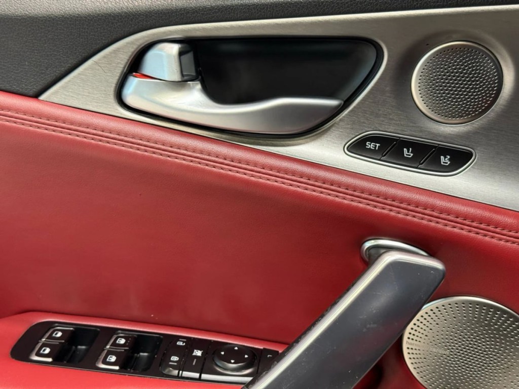 2020 Kia Stinger Image 12