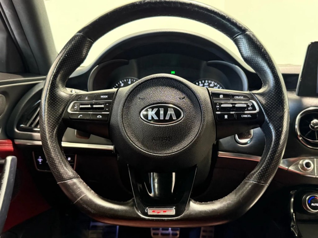 2020 Kia Stinger Image 15