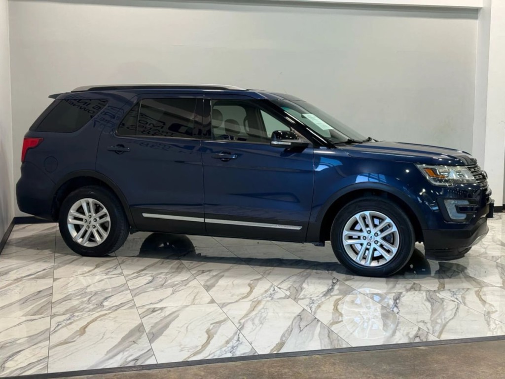 2016 Ford Explorer Image 5