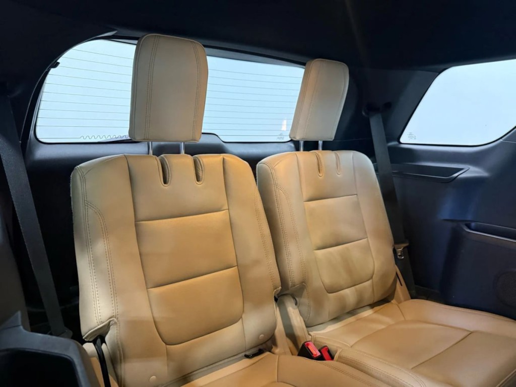 2016 Ford Explorer Image 33