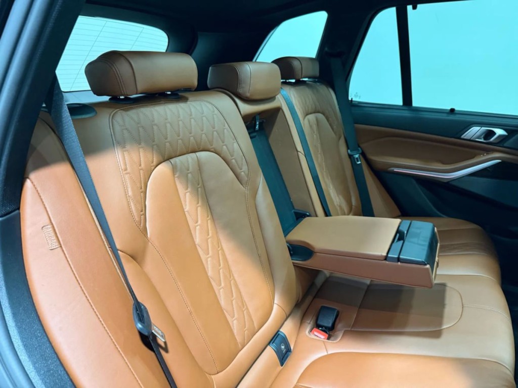 2021 BMW X5 Image 30