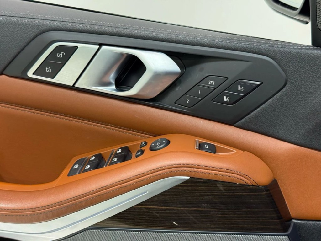 2021 BMW X5 Image 33