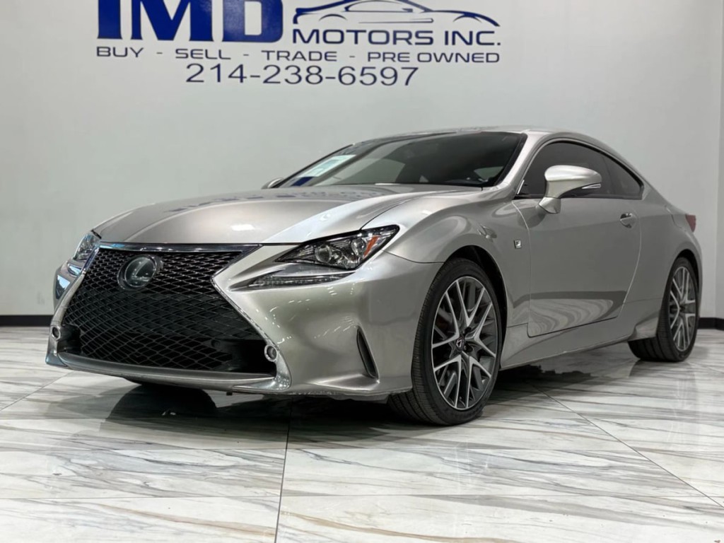 2017 Lexus RC 300 Image 2