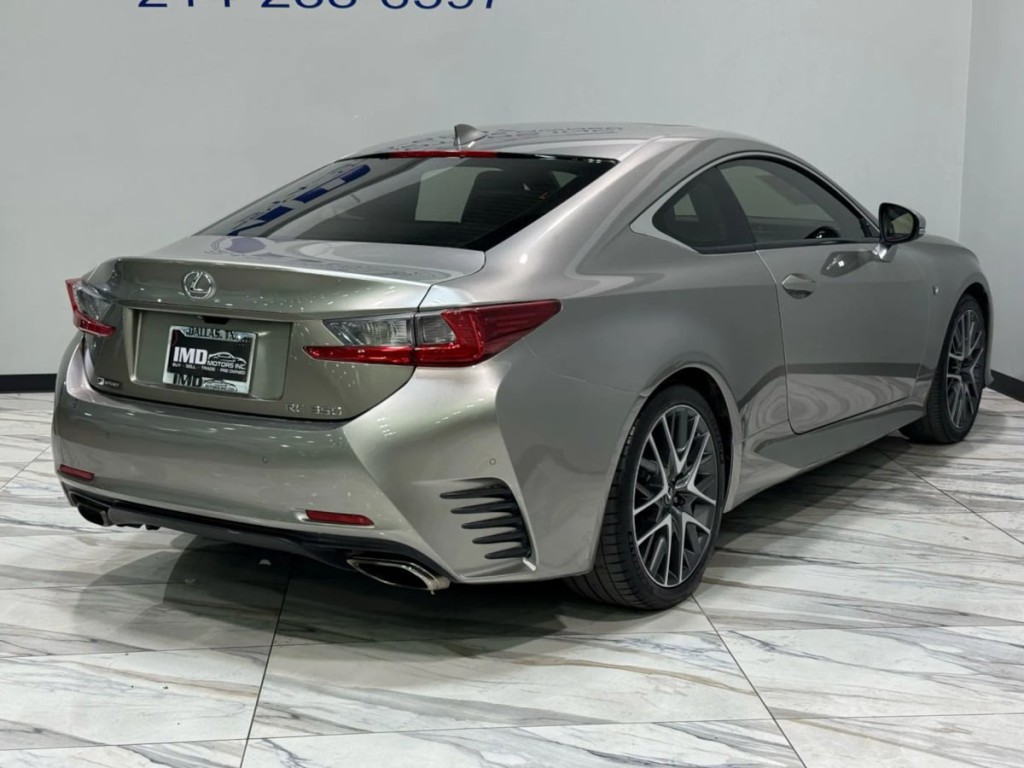 2017 Lexus RC 300 Image 6