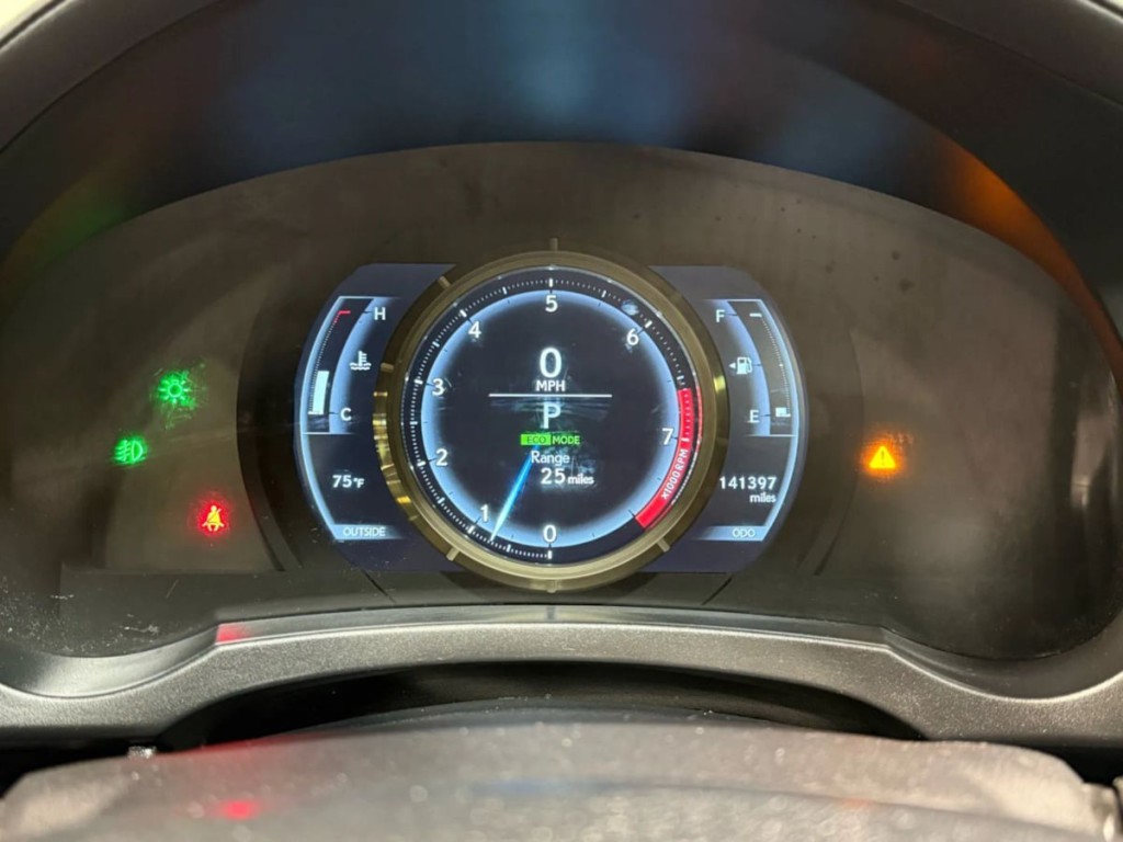 2017 Lexus RC 300 Image 18