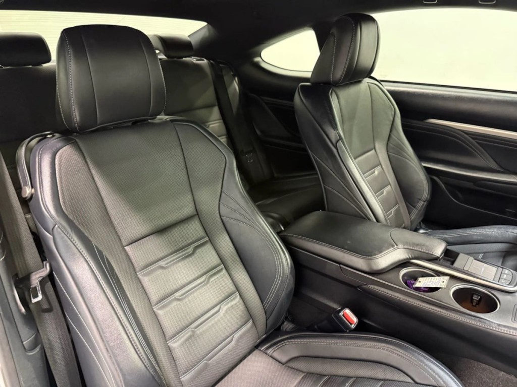 2017 Lexus RC 300 Image 29