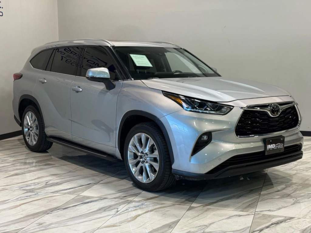 2021 Toyota Highlander Image 4