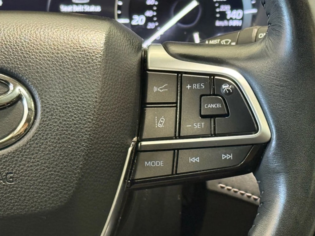 2021 Toyota Highlander Image 18