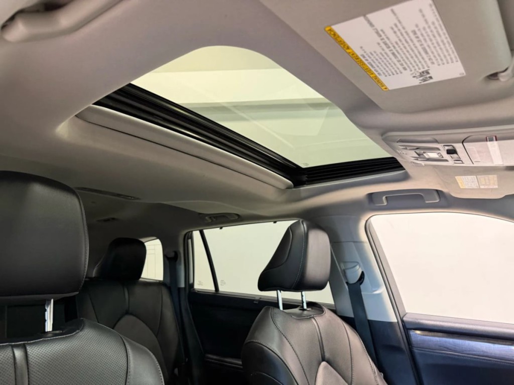 2021 Toyota Highlander Image 33