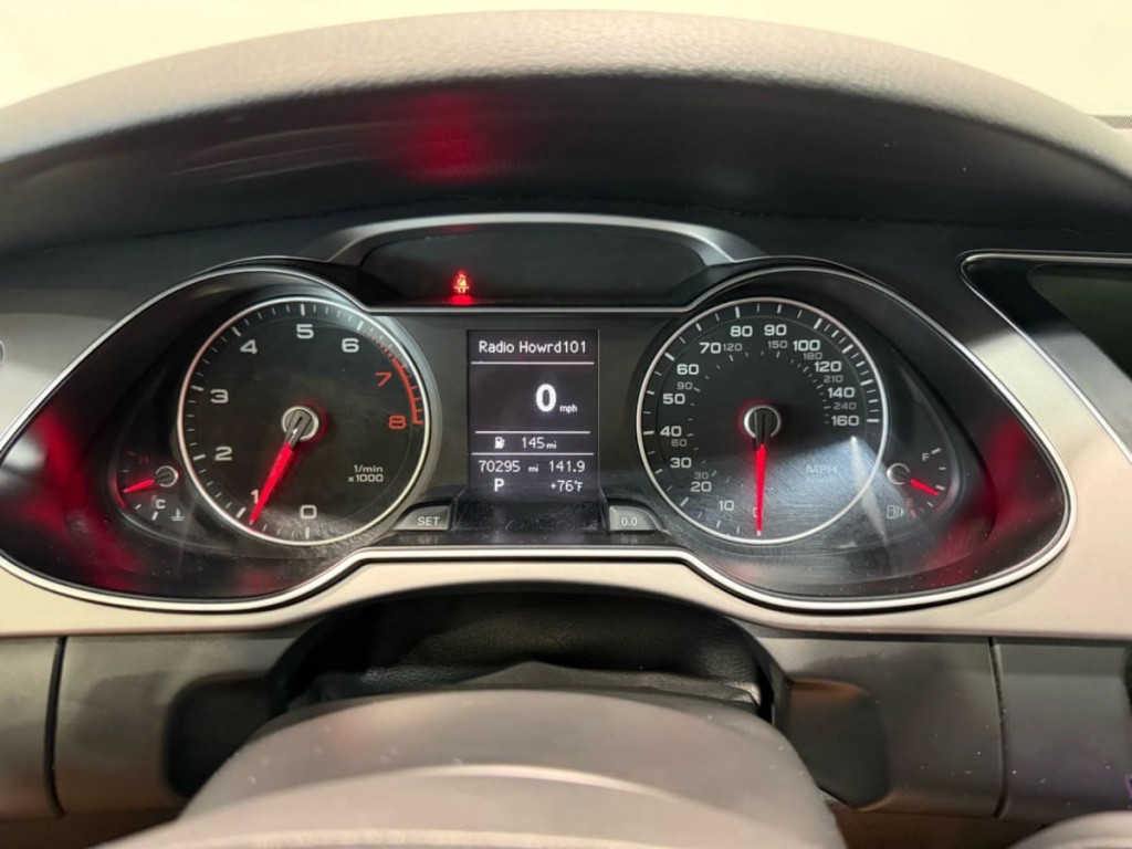 2015 Audi A4 Image 18
