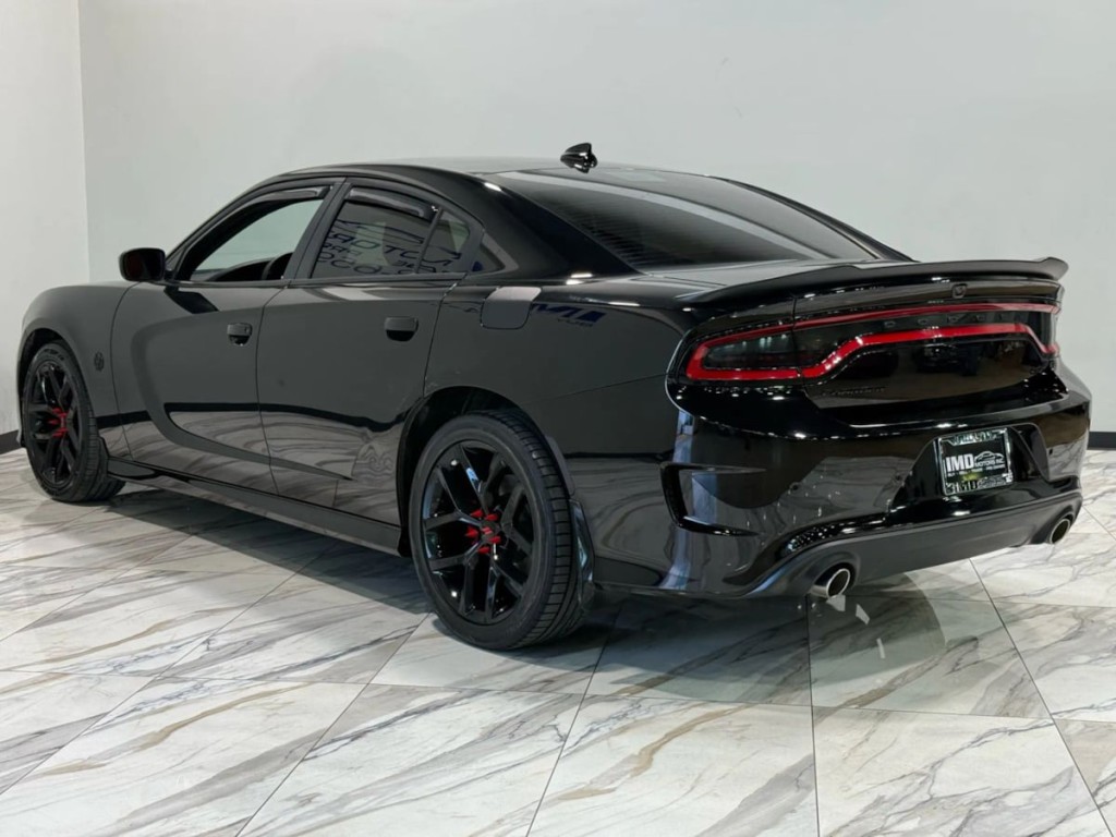 2022 Dodge Charger Image 8
