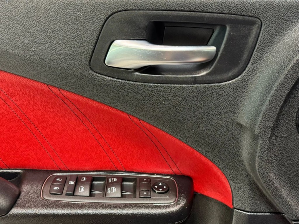 2022 Dodge Charger Image 11