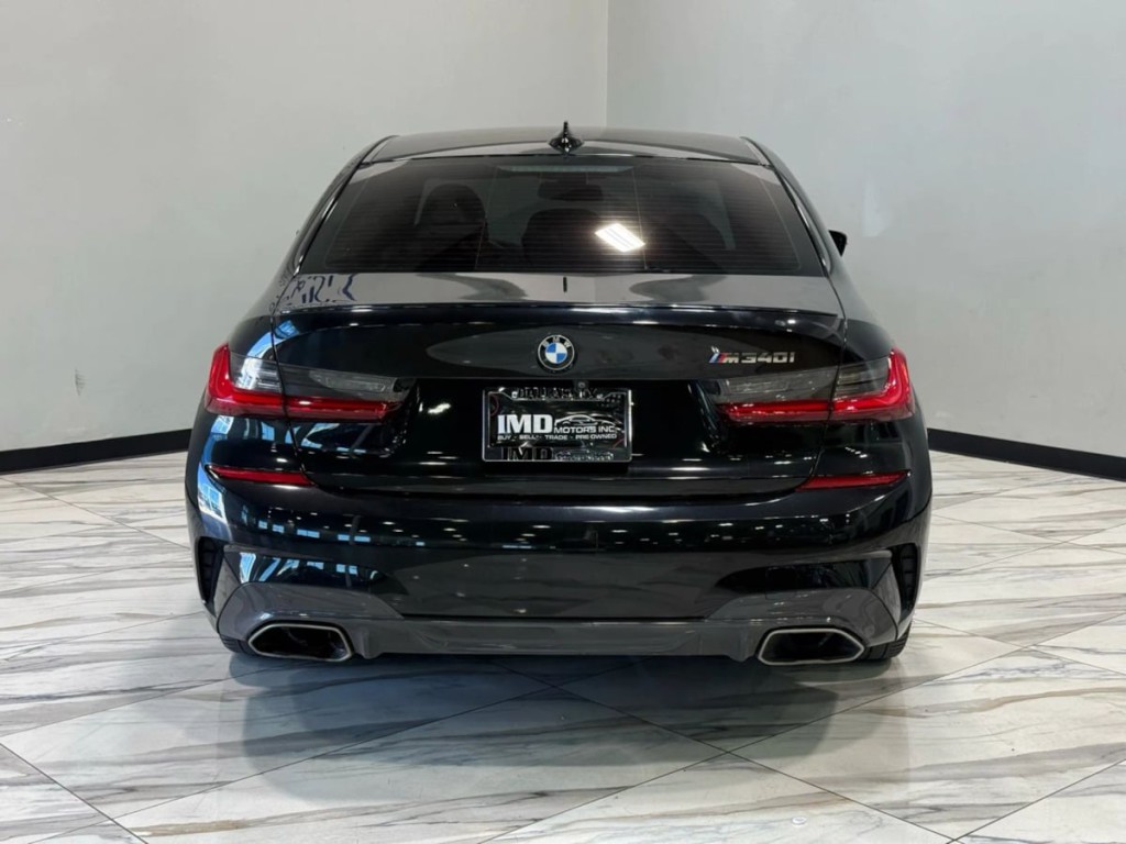 2020 BMW 3 Series Image 7