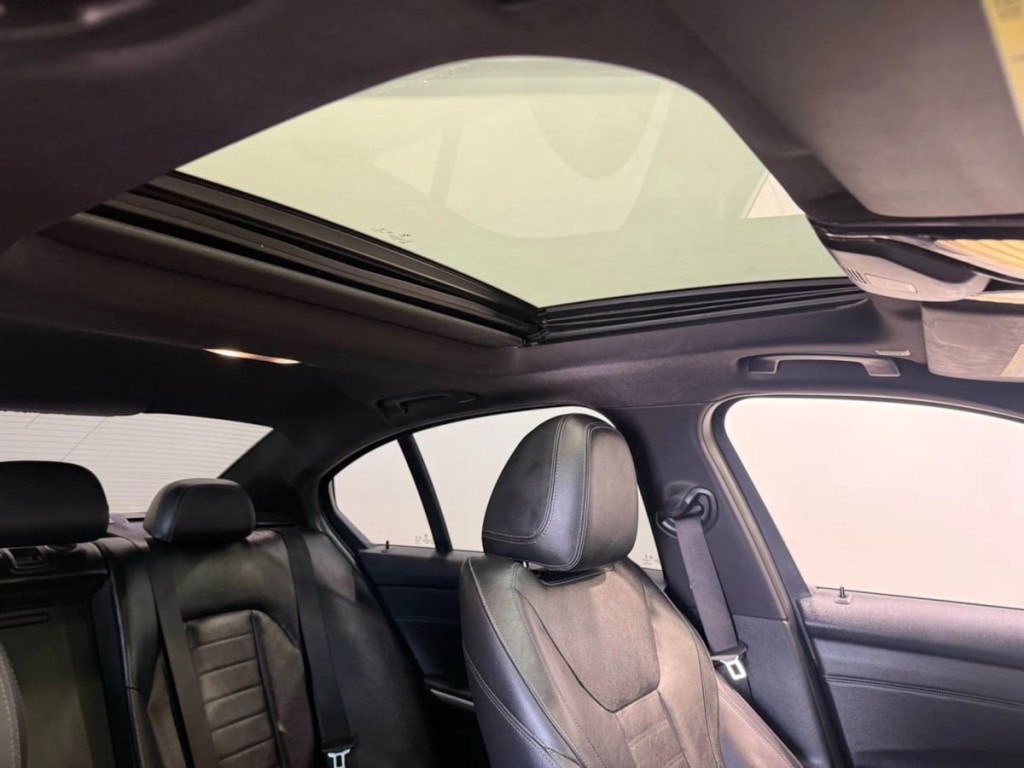 2020 BMW 3 Series Image 31