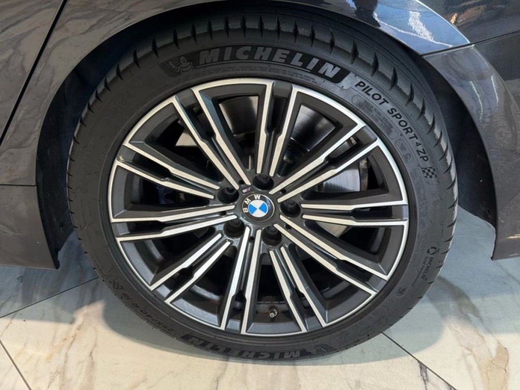 2020 BMW 3 Series Image 34