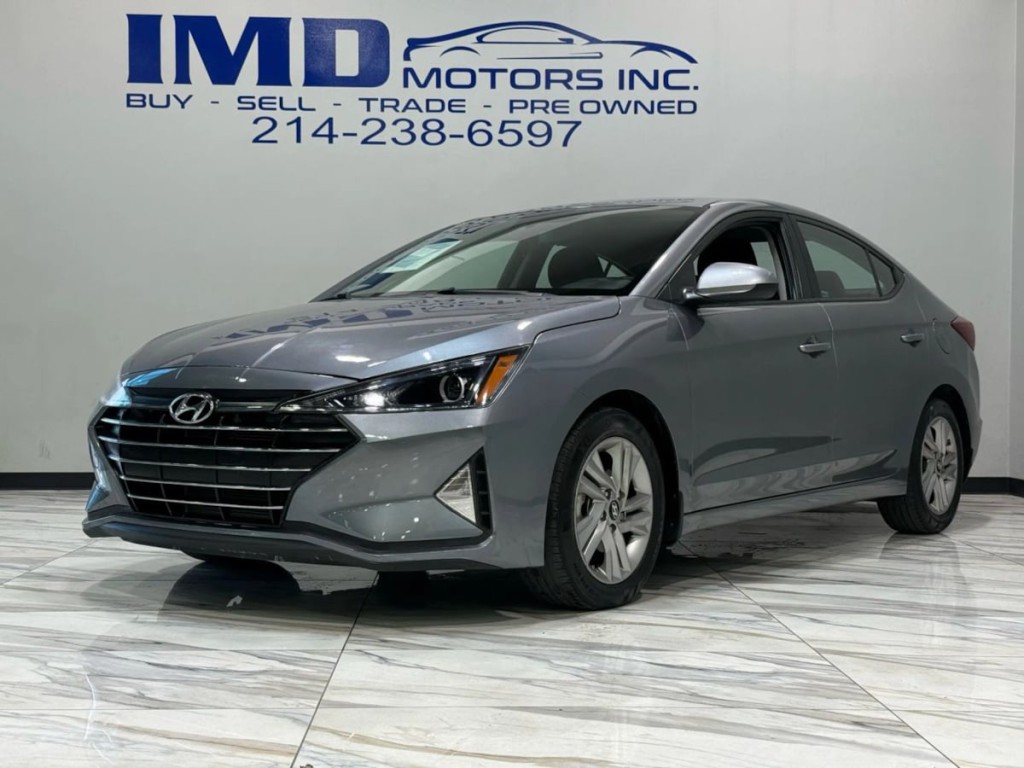 2019 Hyundai Elantra Image 2
