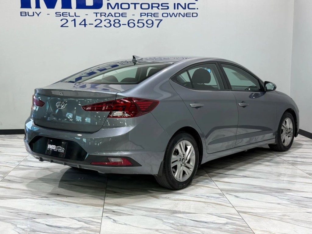 2019 Hyundai Elantra Image 6