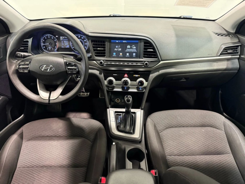 2019 Hyundai Elantra Image 14