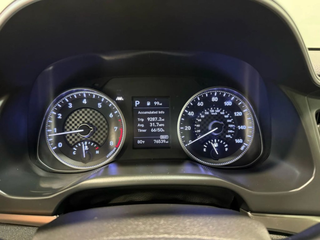 2019 Hyundai Elantra Image 18