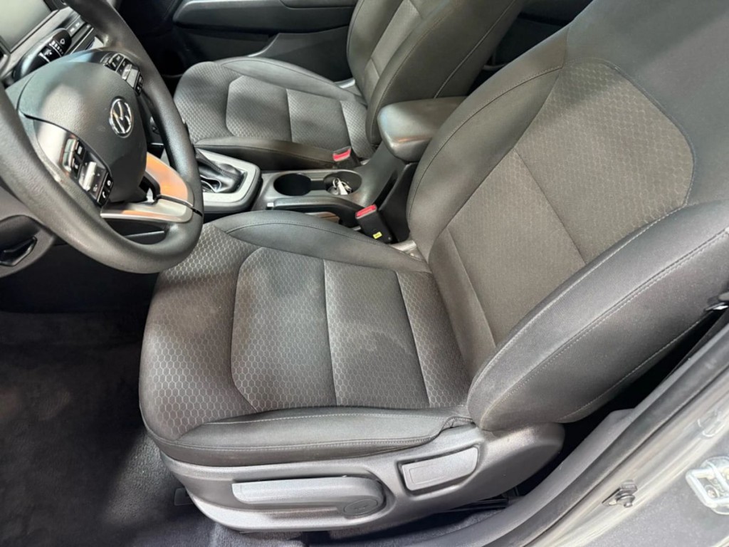 2019 Hyundai Elantra Image 24