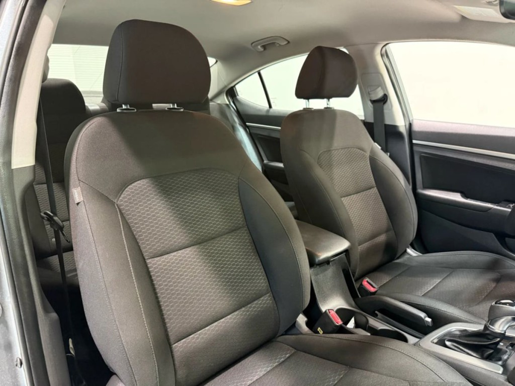 2019 Hyundai Elantra Image 28