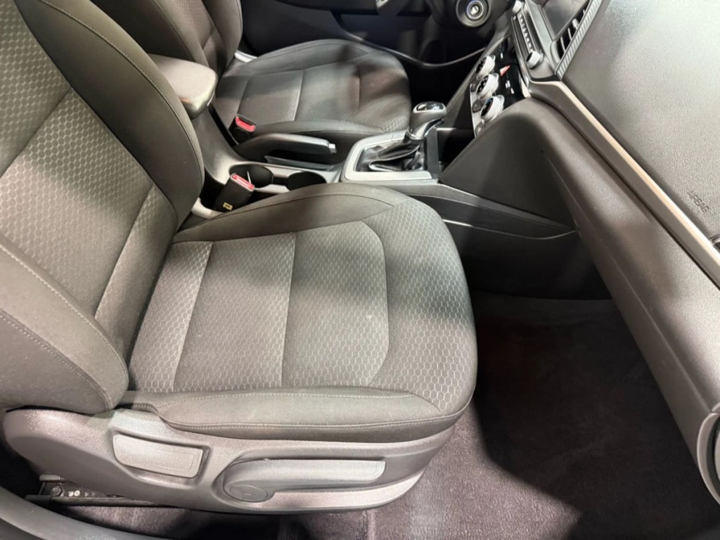 2019 Hyundai Elantra Image 29