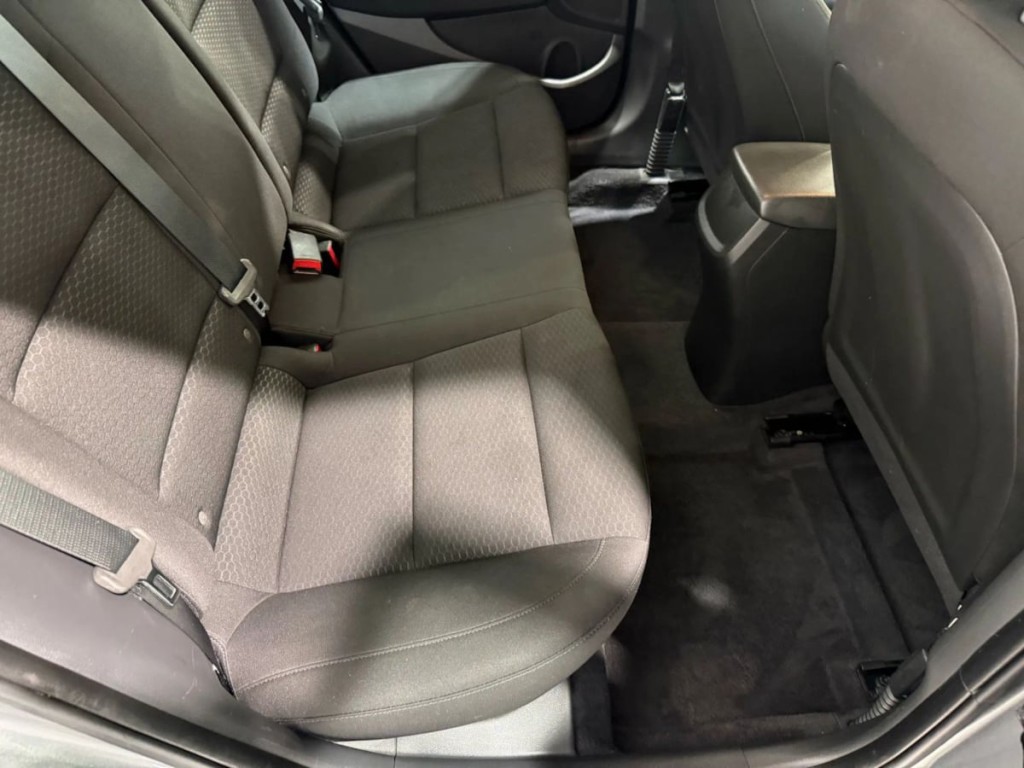 2019 Hyundai Elantra Image 31